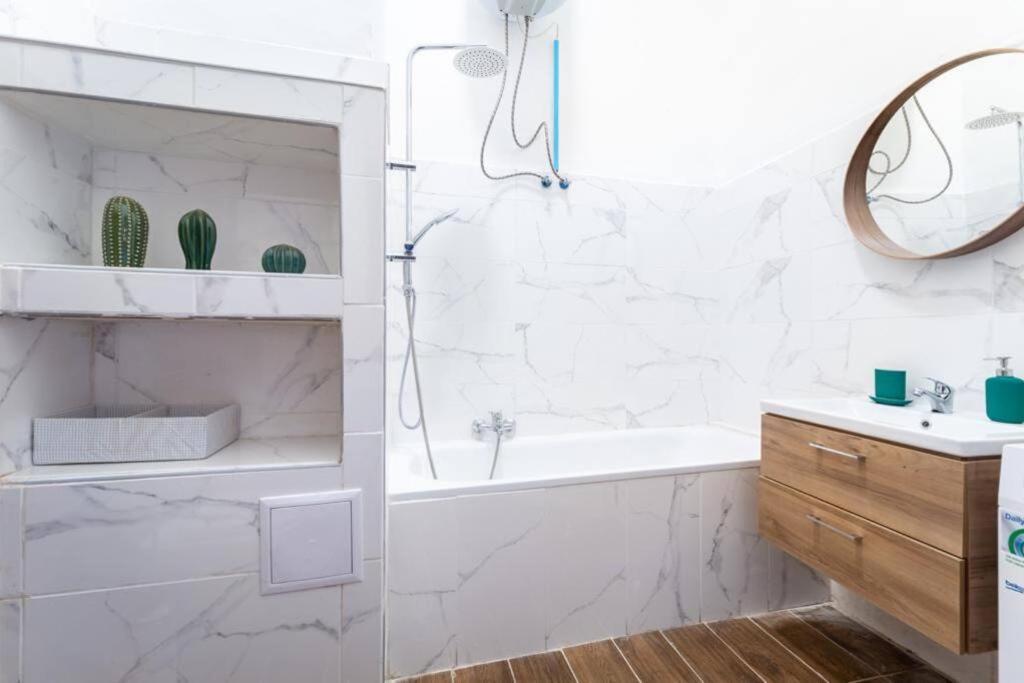 Modern Gem For 4 People *